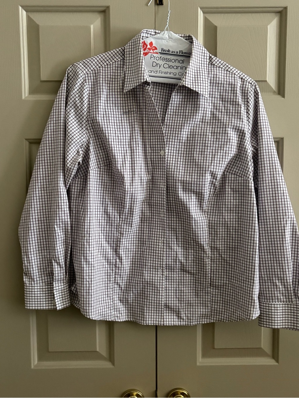 Jones New York White Button-Down Shirt with purple Windowpane Check